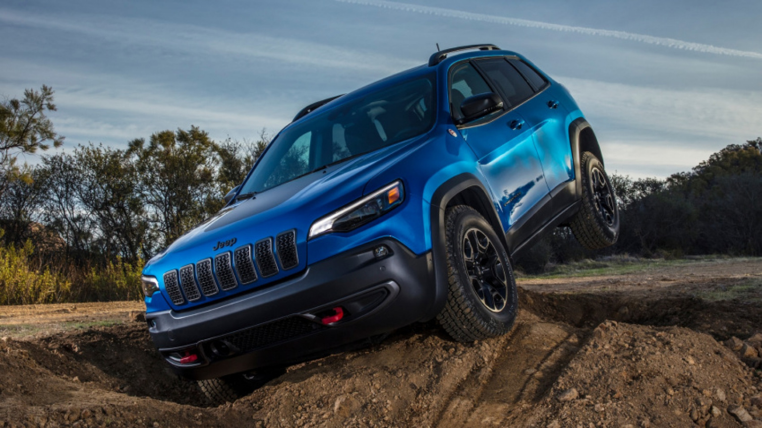 autos, cars, jeep, vehicle-genres, jeep cherokee, 2022 jeep cherokee loses several trims, gains new entry-level x model