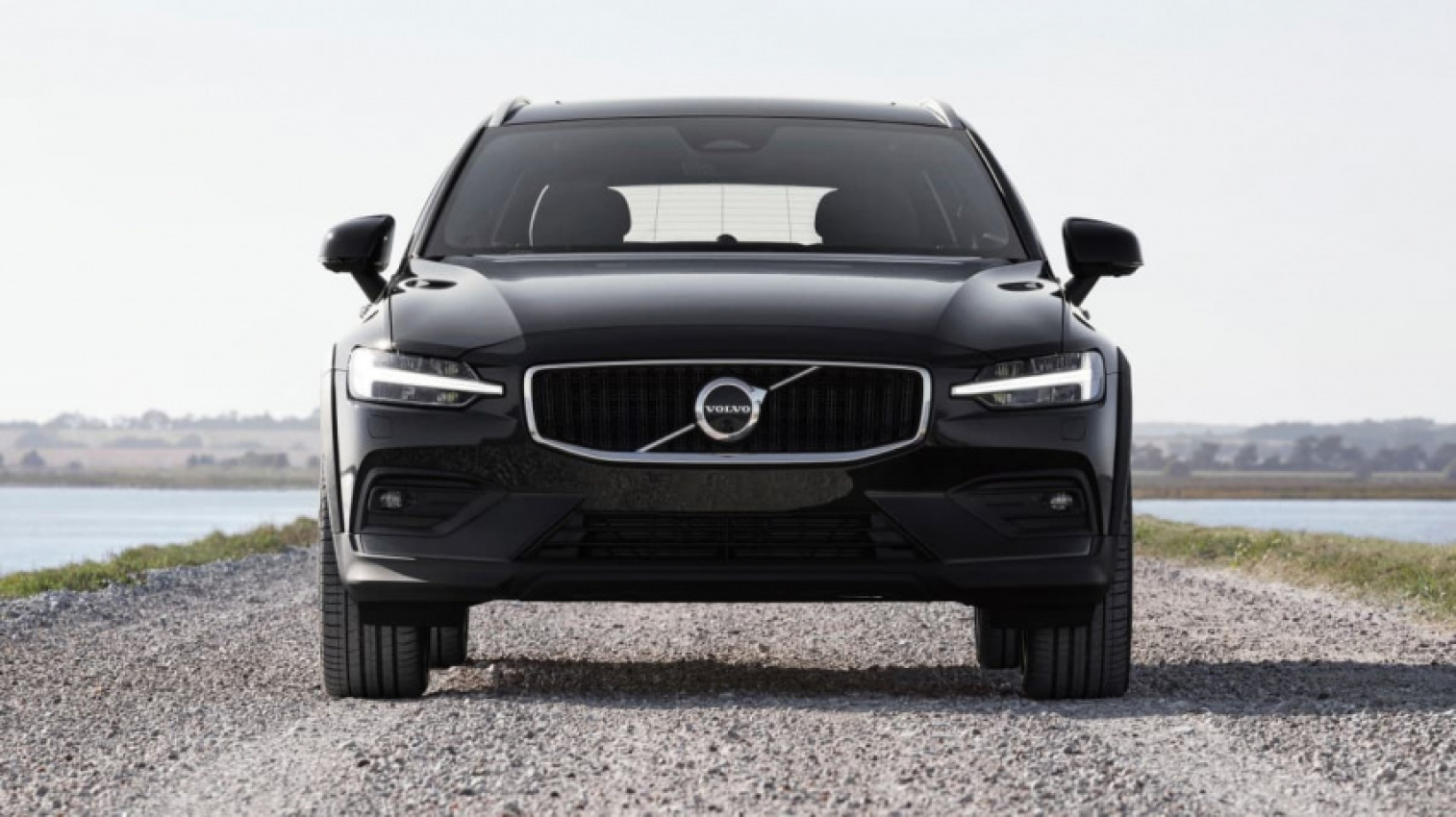 autos, cars, volvo, volvo s60, android, 2023 volvo s60, v60 cross country updates revealed, due in australia this july
