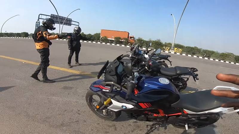 article, autos, bmw, cars, can the royal enfield himalayan hold its own against a yezdi adventure and a bmw g310 gs in a drag race