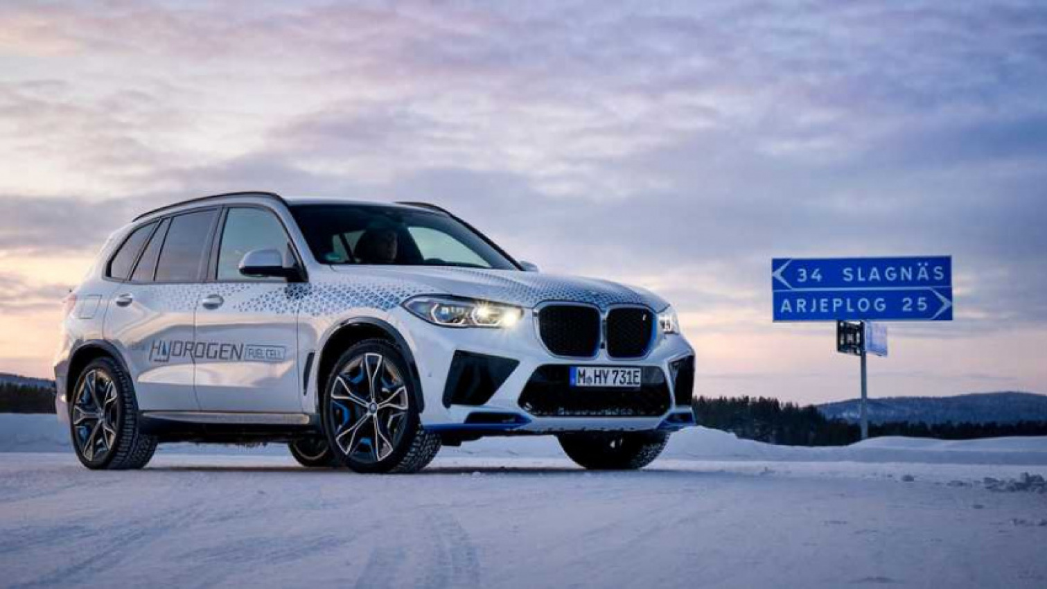 autos, bmw, cars, bmw ix5 hydrogen tested near the arctic circle to show fuel cell commitment