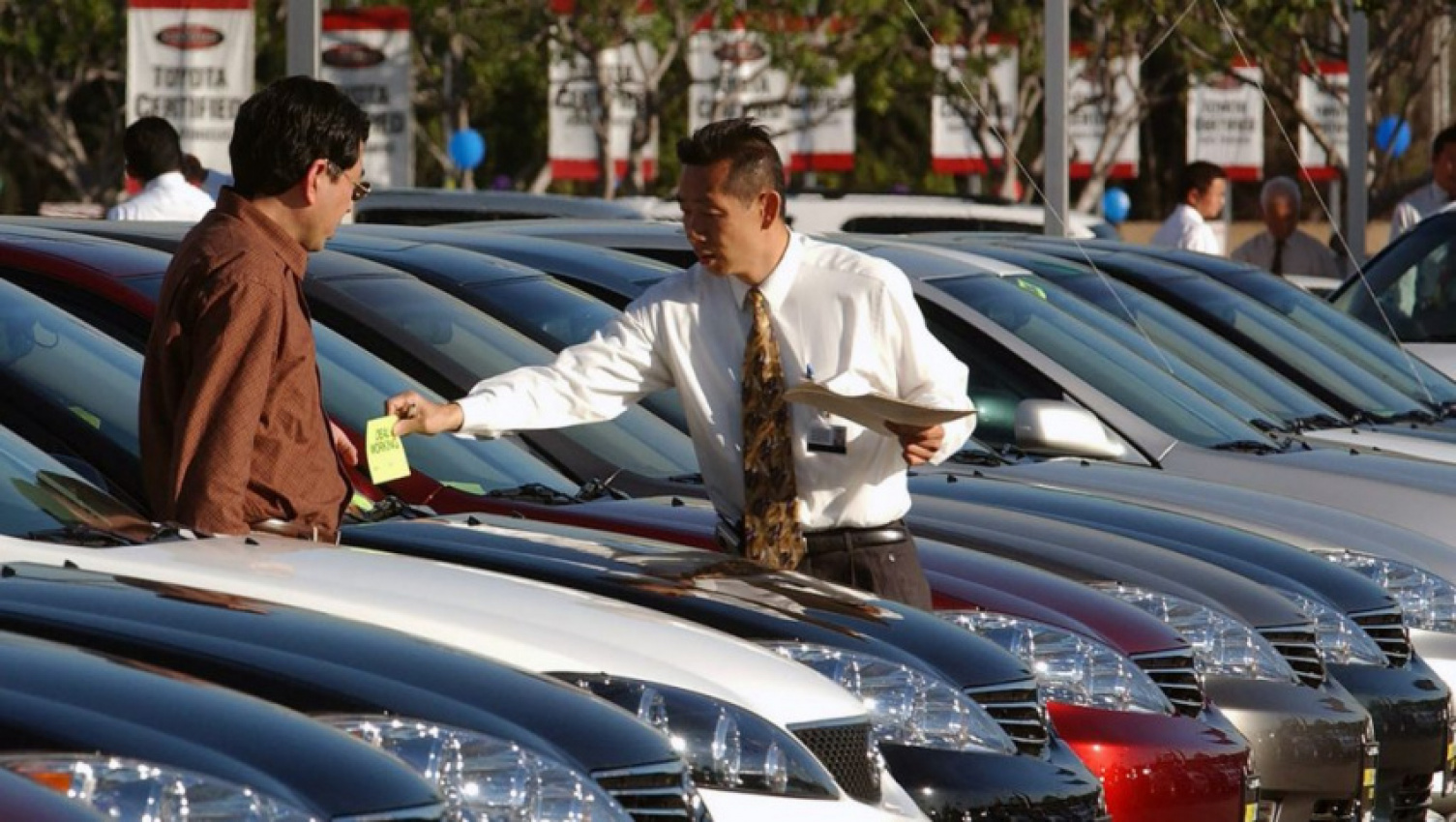 autos, cars, cars, dealership, used cars, here are 5 tips for shopping for a car online