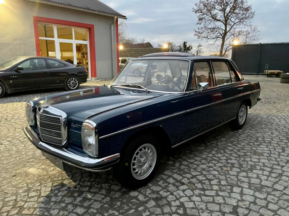 autos, cars, mercedes-benz, news, classics, mercedes, used cars, this 50-year-old mercedes w114 comes from a time when cars were supposed to last forever