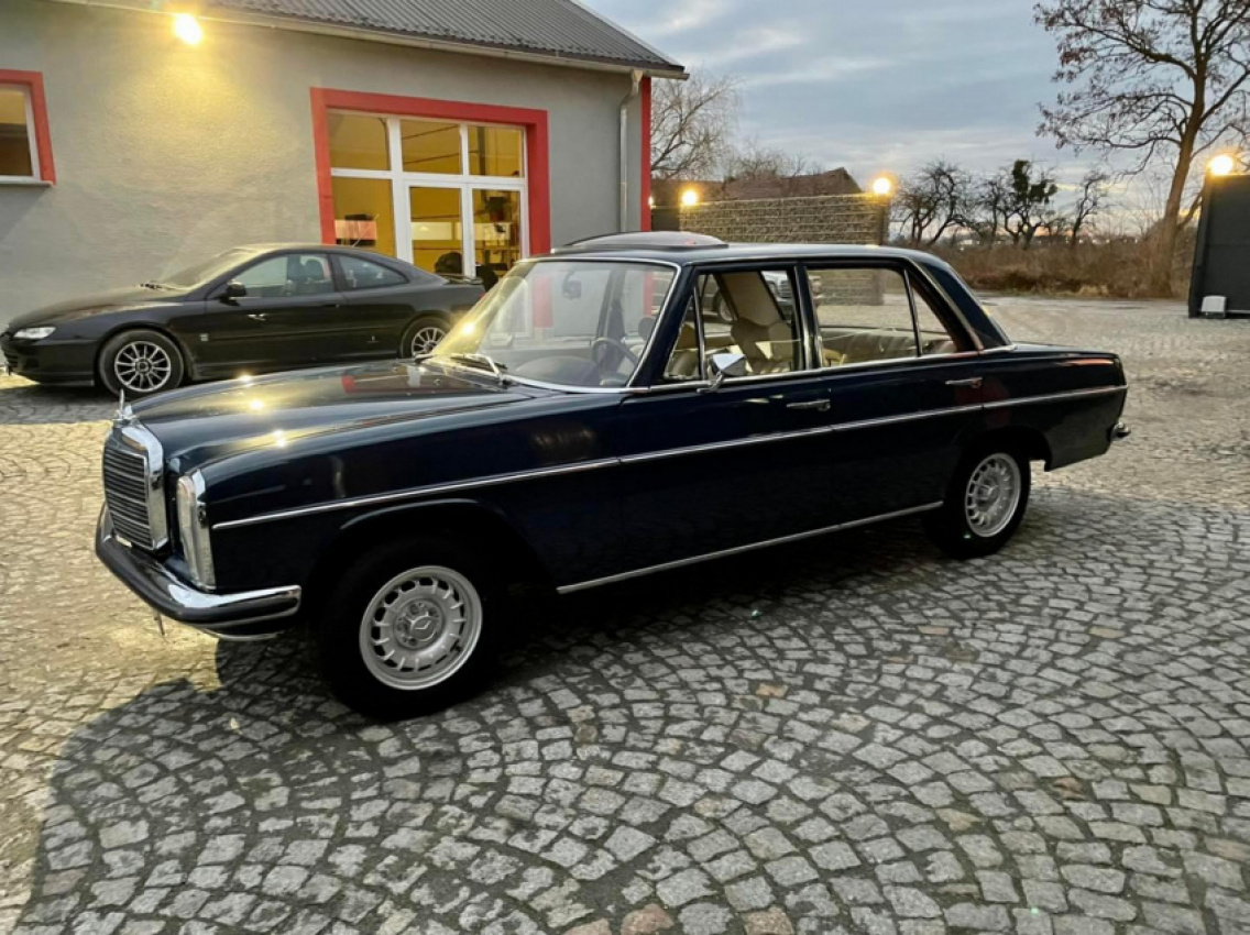 autos, cars, mercedes-benz, news, classics, mercedes, used cars, this 50-year-old mercedes w114 comes from a time when cars were supposed to last forever