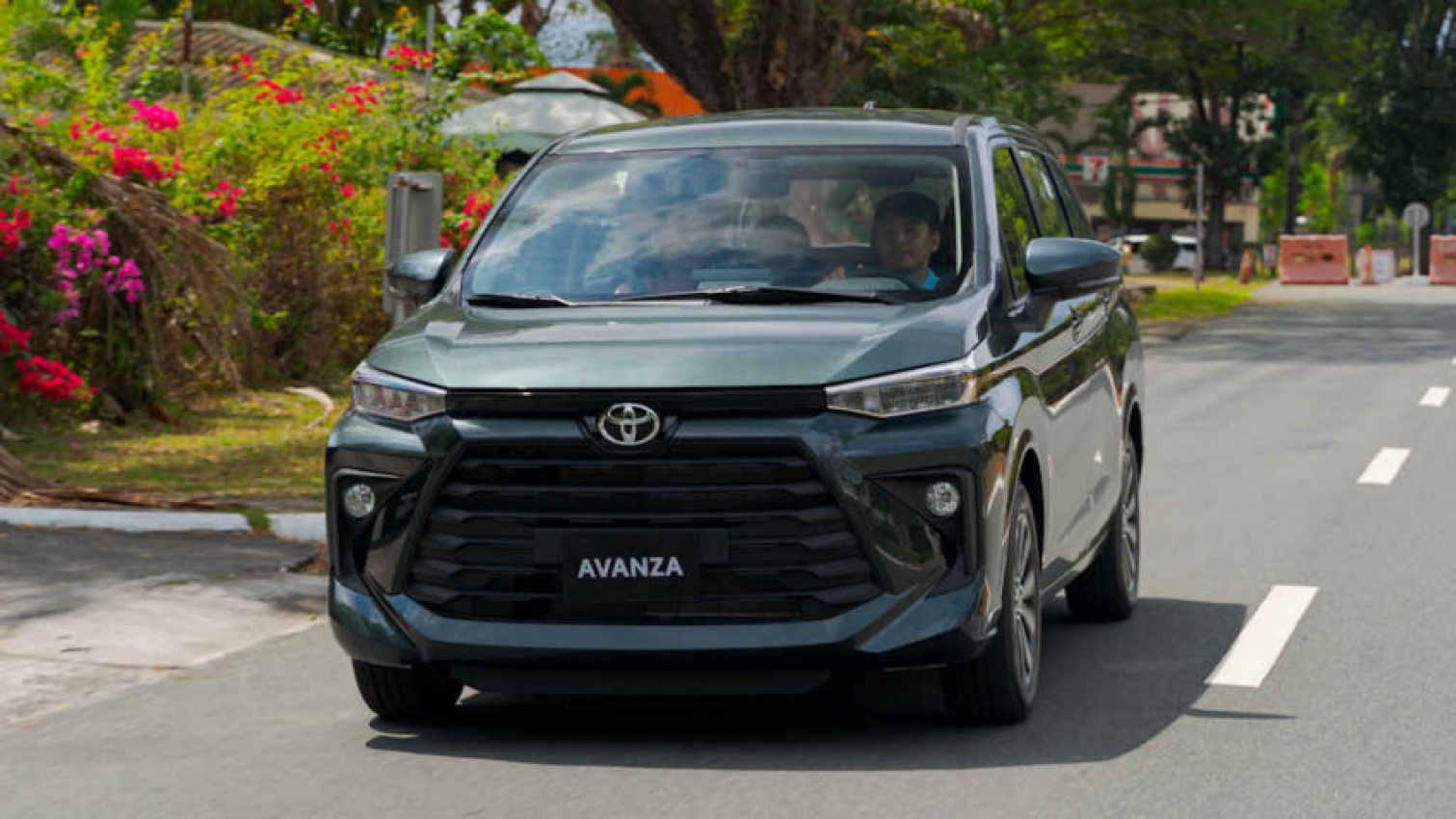autos, cars, toyota, entry-level mpv, feature, news, technology, toyota avanza, 2022 avanza offers 20 percent improvement in fuel economy says toyota