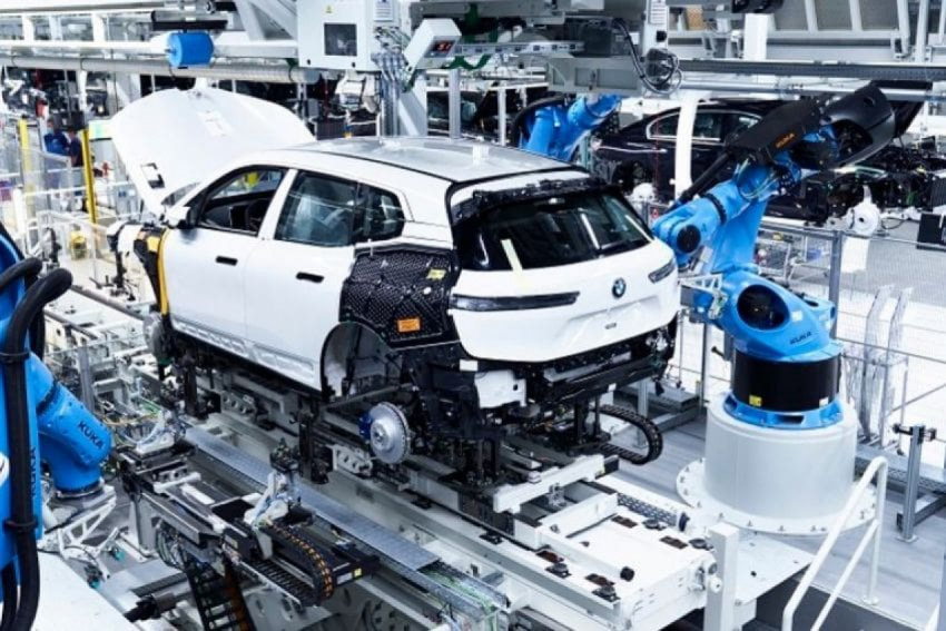 autos, bmw, cars, leoni, wiring harnesses supply issue forces bmw to pause european assembly lines