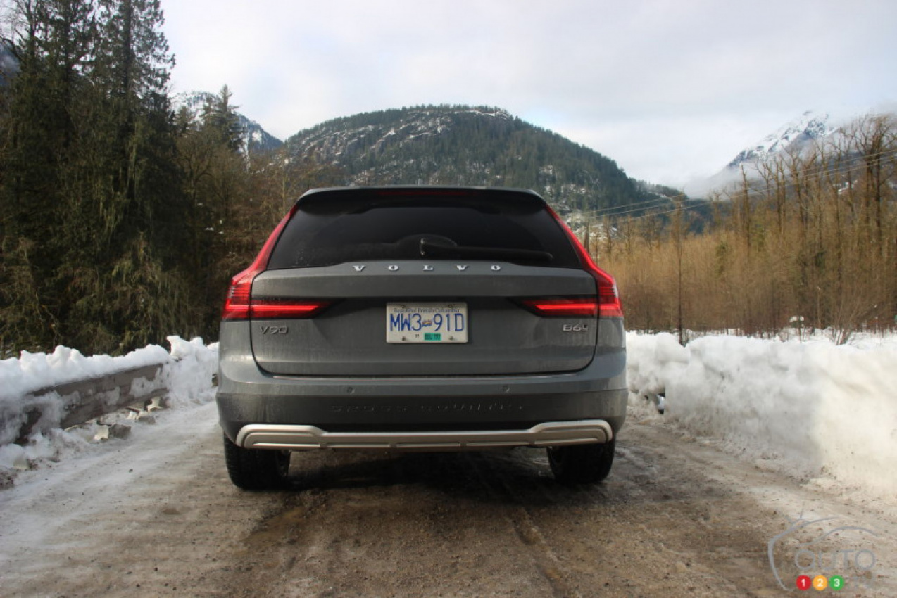 autos, cars, reviews, volvo, android, vnex, volvo v90, android, 2022 volvo v90 cross country review: a lovely high-riding wagon