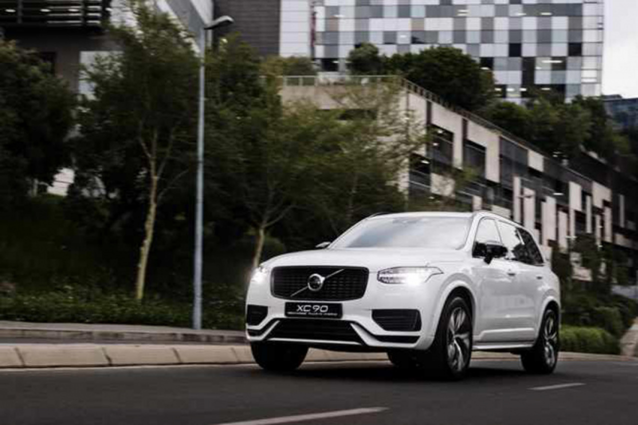 autos, cars, volvo, volvo xc60, do plug-in hybrids make sense? we try out the volvo xc60 and xc90 t8s, and xc40 ev