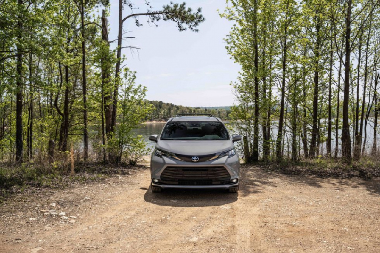 android, autos, cars, reviews, toyota, amazon, sienna, toyota sienna, amazon, android, 2022 toyota sienna review, pricing, and specs