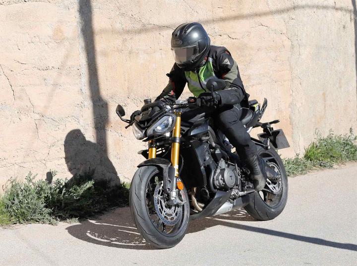 autos, cars, triumph, 2-wheels, indian, international, street triple rs, triumph street, 2023 triumph street triple rs spied testing