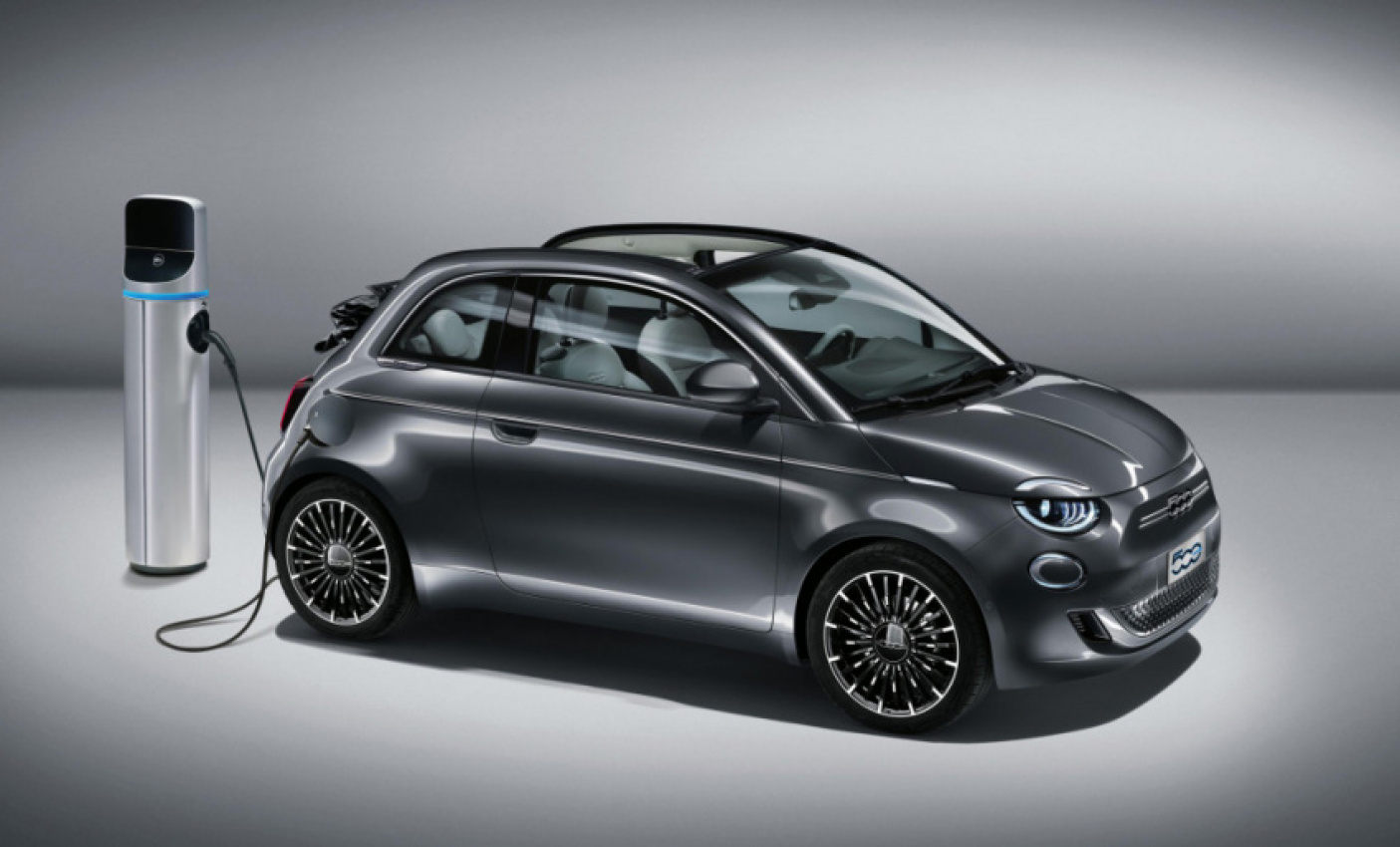 autos, cars, fiat, abarth, electric cars, fiat 500 news, fiat news, hatchbacks, news, performance, hot fiat 500 will reportedly be abarth's first ev