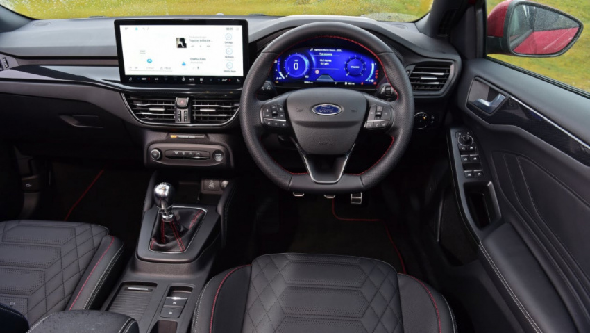 autos, cars, ford, reviews, android, family hatchbacks, ford focus, android, new ford focus 2022 review