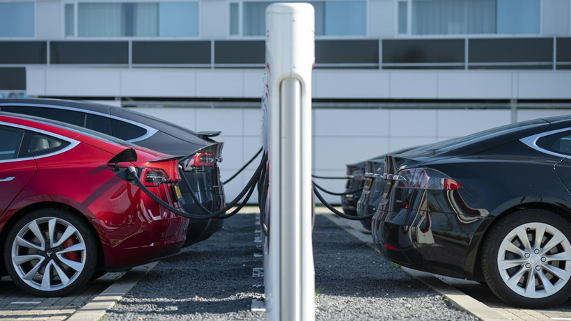 autos, cars, tesla, car, cars, driven, driven nz, electric cars, life, motoring, new zealand, news, nz, video, video-news, world, tesla problem infuriating drivers who can’t get into their cars