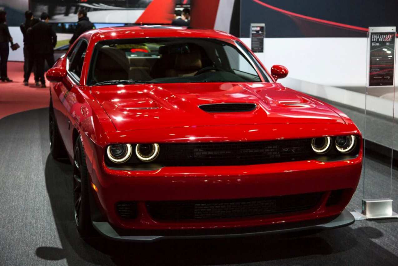 autos, cars, challenger, dodge, hellcat, hellcat driver hits police officer during chase to avoid spike strips