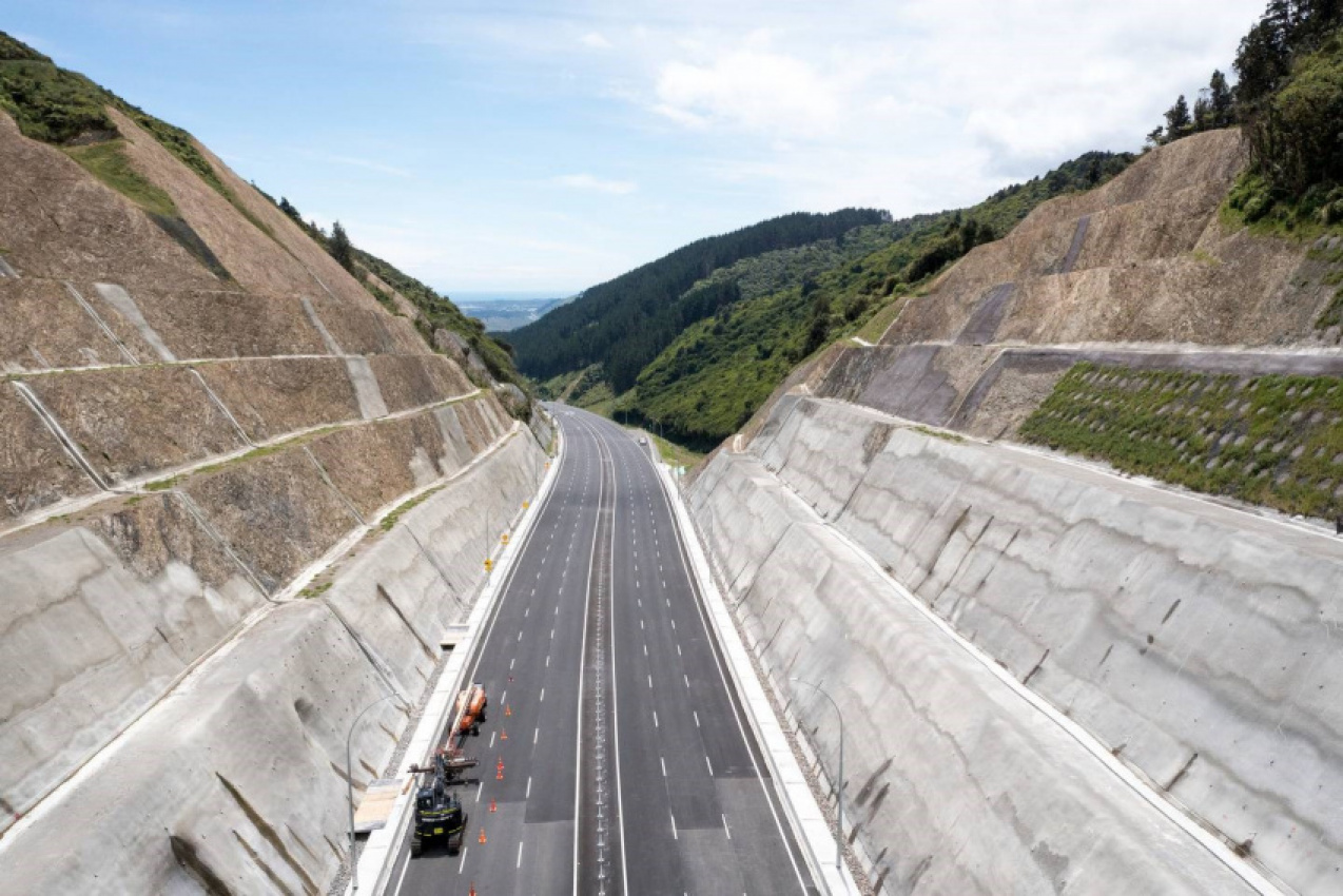 autos, cars, car, cars, driven, driven nz, motoring, national, new zealand, news, nz, traffic, transport, transmission gully will open to traffic by the end of this month