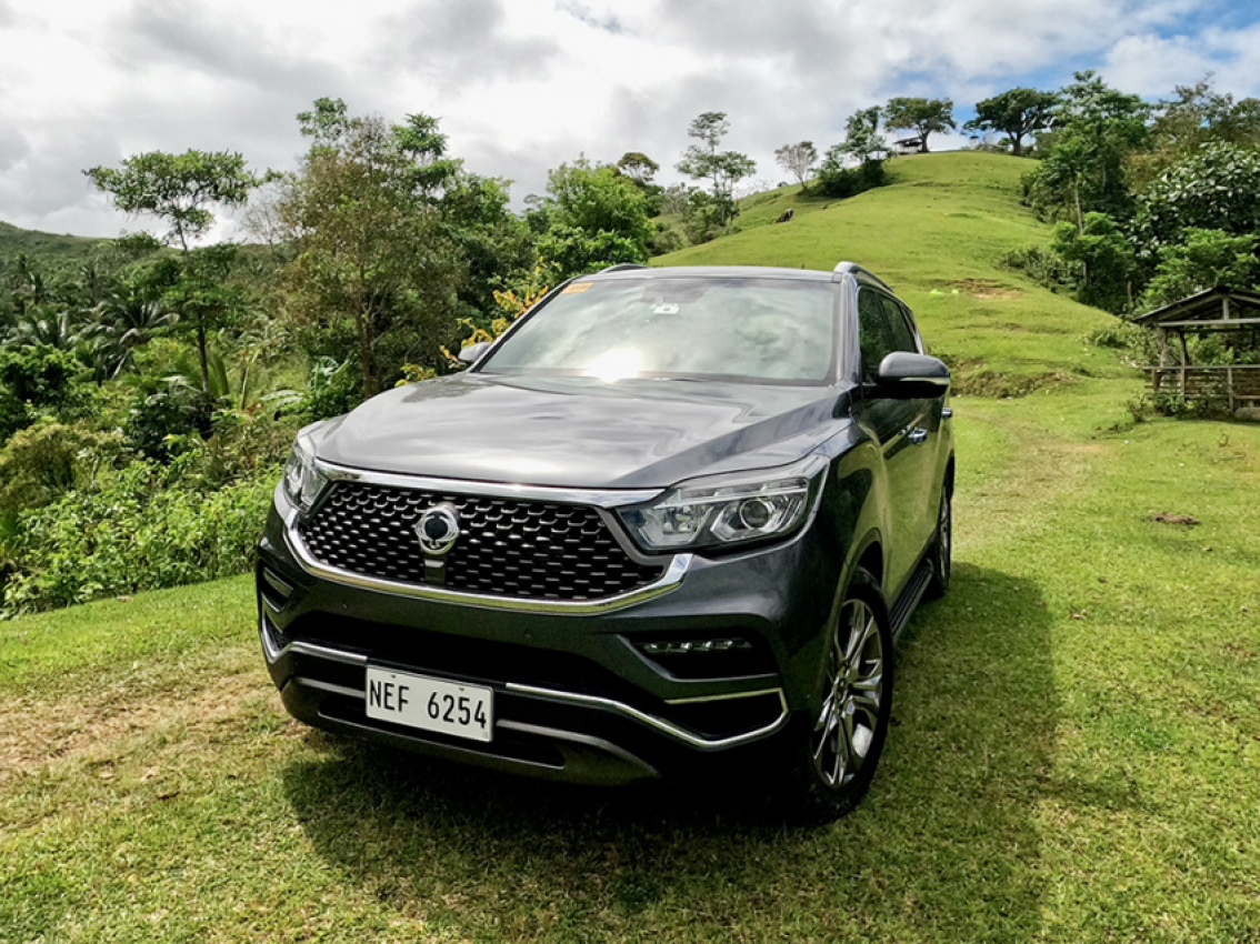autos, cars, reviews, ssangyong, android, ssangyong rexton, android, ssangyong rexton 4x4: it throws you everything but the kitchen sink