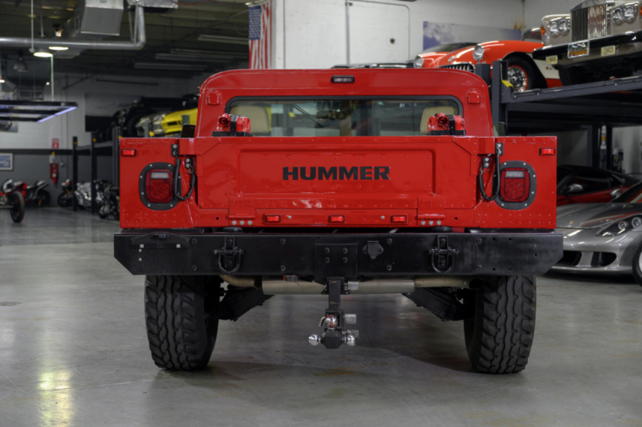 autos, cars, hummer, news, auction, hummer h1, trucks, used cars, 1995 hummer h1 truck will make you forget about the electric one