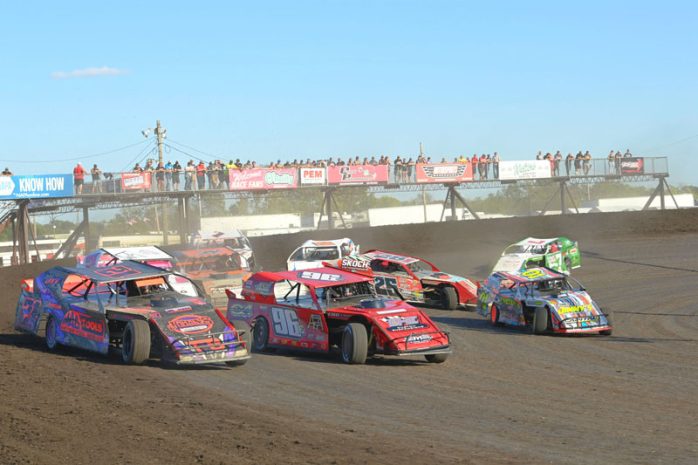 all dirt late models, autos, cars, super nationals has $60 million impact on iowa