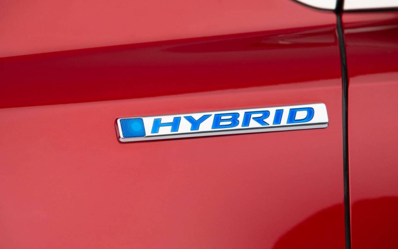 autos, cars, honda, honda invests $1.4b to mass produce hybrids in ontario