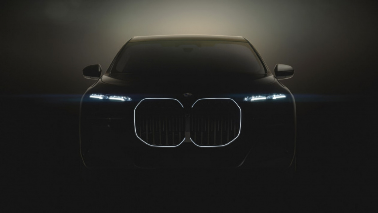 autos, bmw, cars, reviews, 7 series hybrid, 7 series saloon, electric cars, executive cars, luxury cars, new bmw 7 series and i7 set for 20 april unveiling