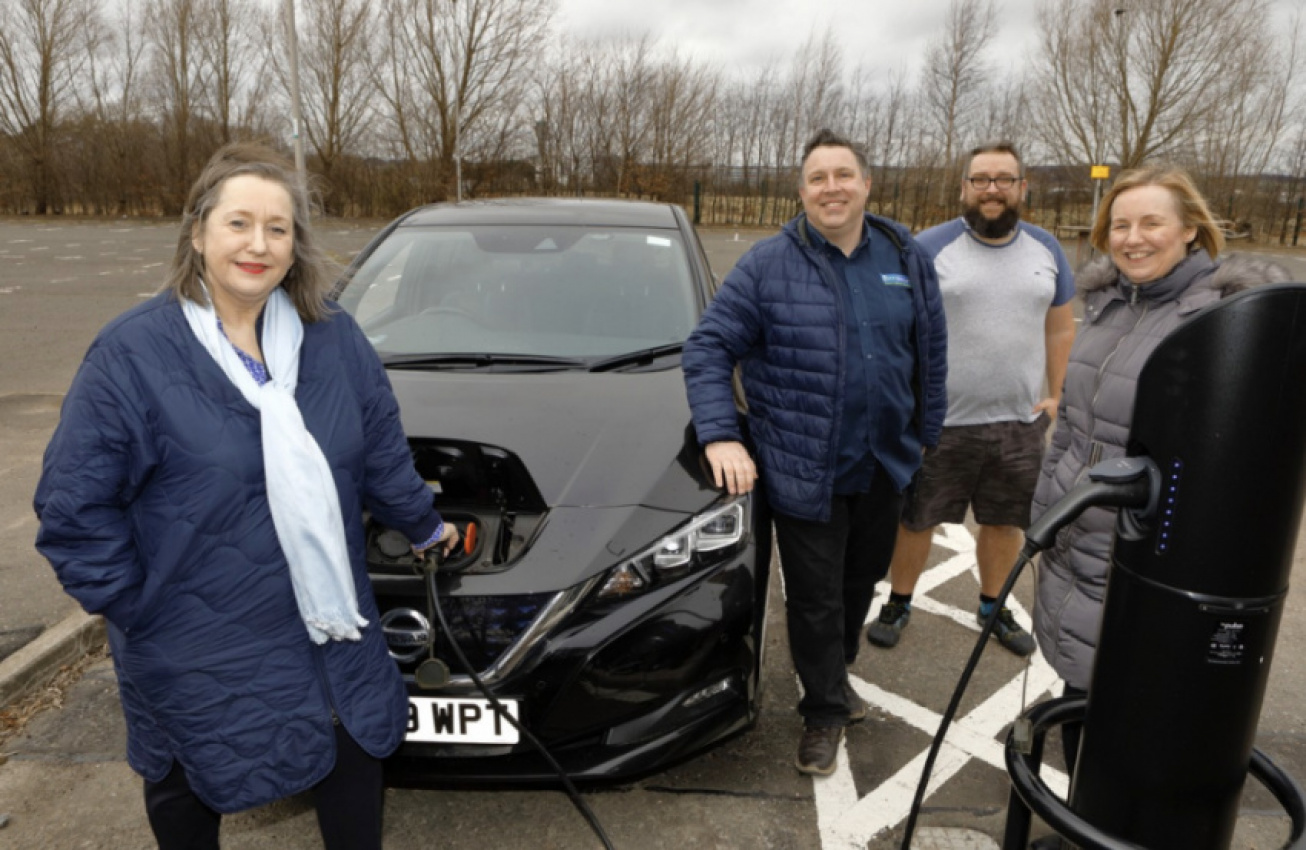 autos, cars, electric vehicles, air quality, ev infrastructure, fleet management, parking, roll-out of on-street ev charging begins in edinburgh