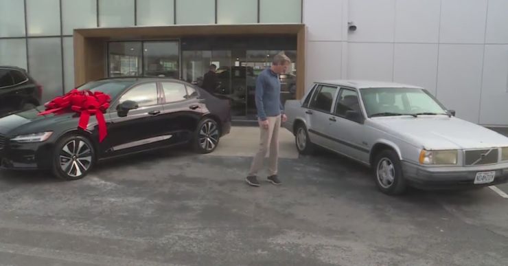 autos, cars, volvo, volvo s60, usa man gets a brand new volvo s60 after completing 10 lakh miles on his 1991 volvo