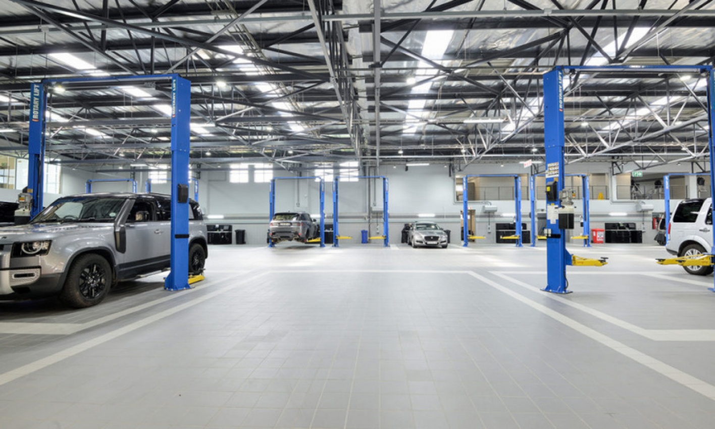 autos, cars, industry news, jaguar, land rover, bryanston, dealership, industry news, jaguar-land rover, range rover, jaguar and land rover bryanston dealership reopens after renovations