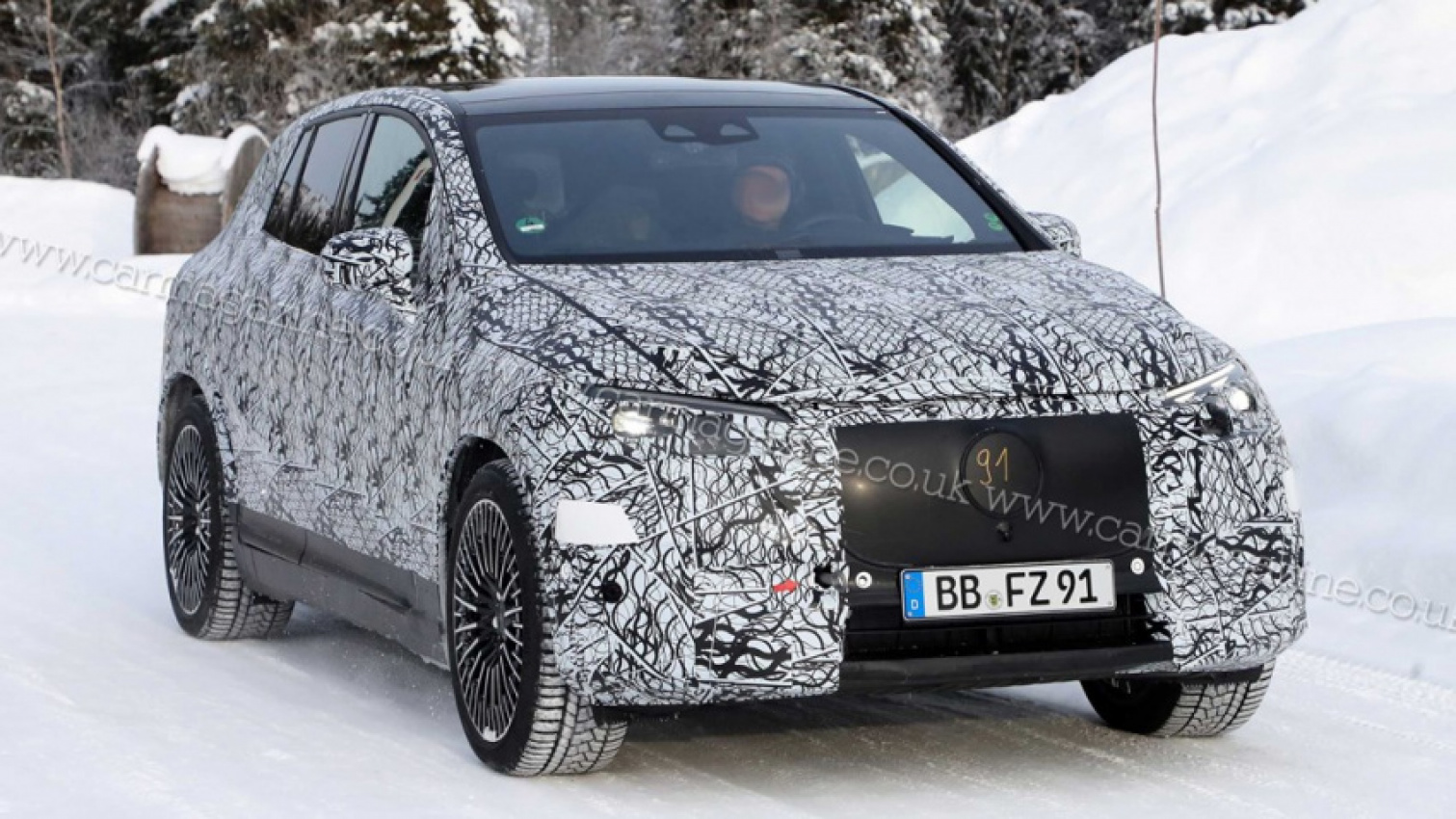 autos, cars, mercedes-benz, mercedes, mercedes eqe suv: electric crossover spied