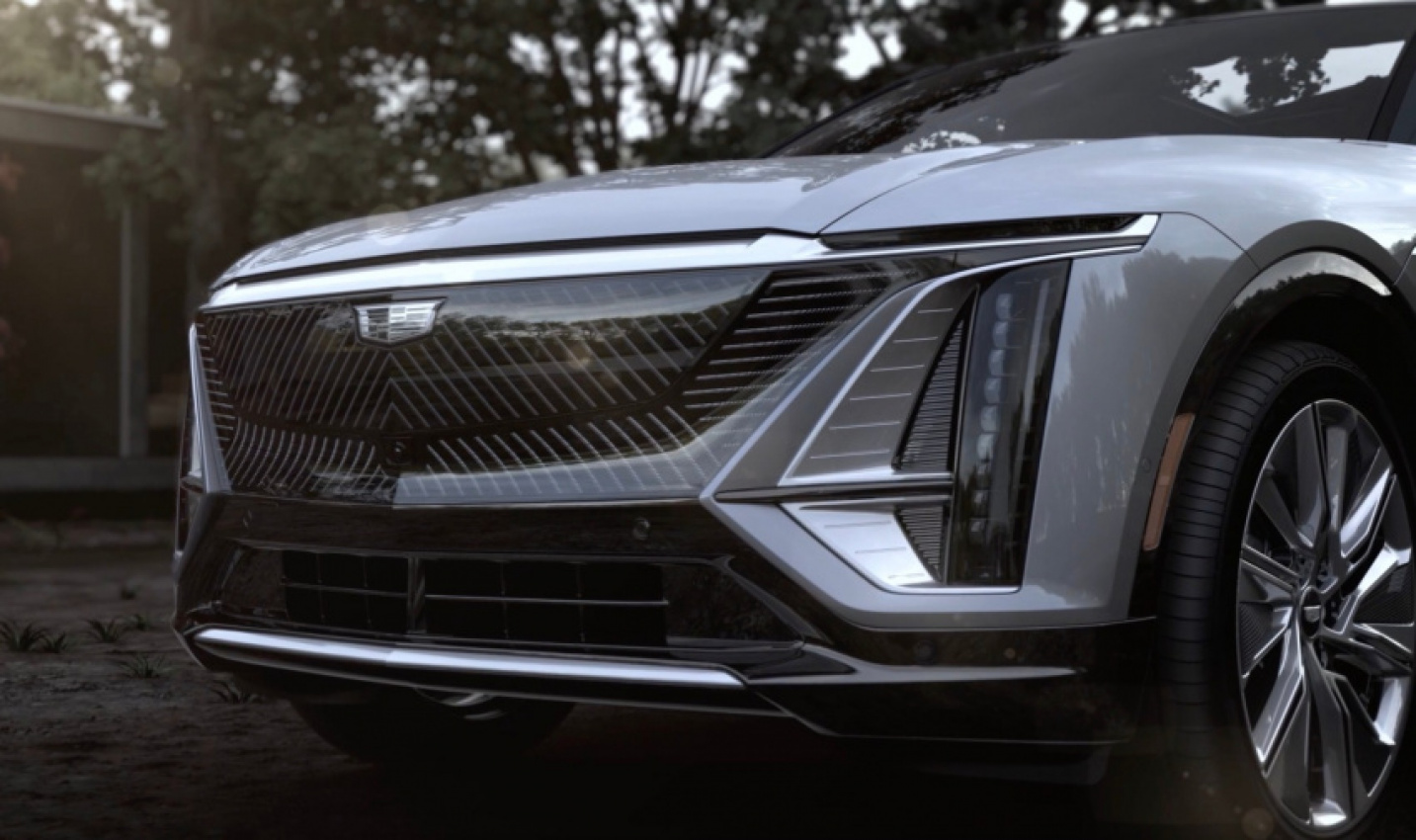 autos, cadillac, cars, vnex, gm starts production on cadillac lyriq electric car next week, plans to reopen orders in may