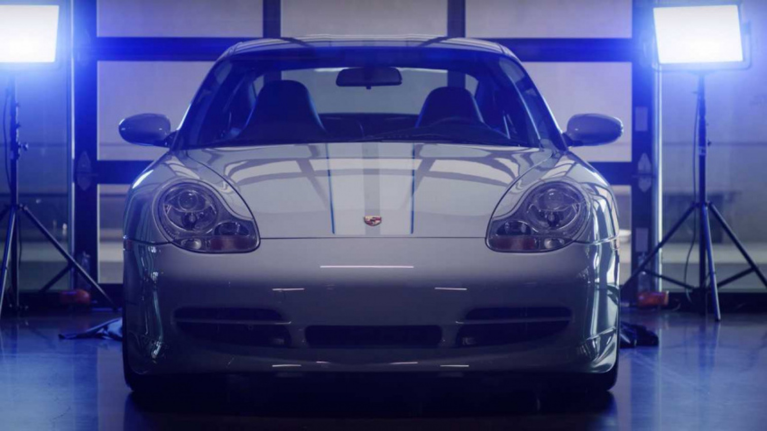 autos, cars, porsche, android, porsche 911 996 gets stunning restoration with gt3 upgrades