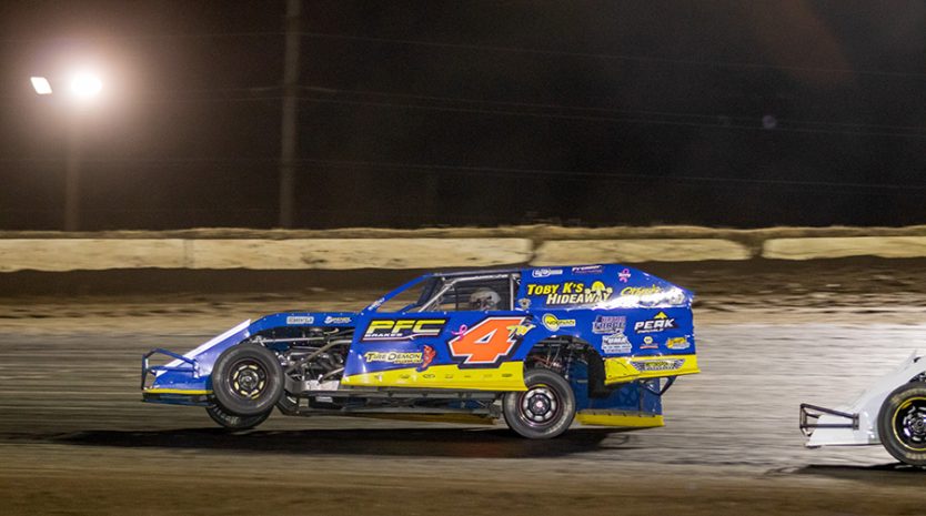 all dirt late models, autos, cars, ward completes imca southern stampede sweep
