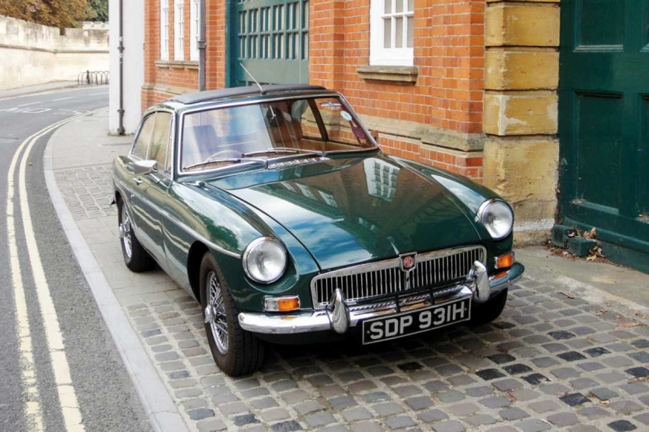 autos, cars, mg, your classic: mgb gt mk2
