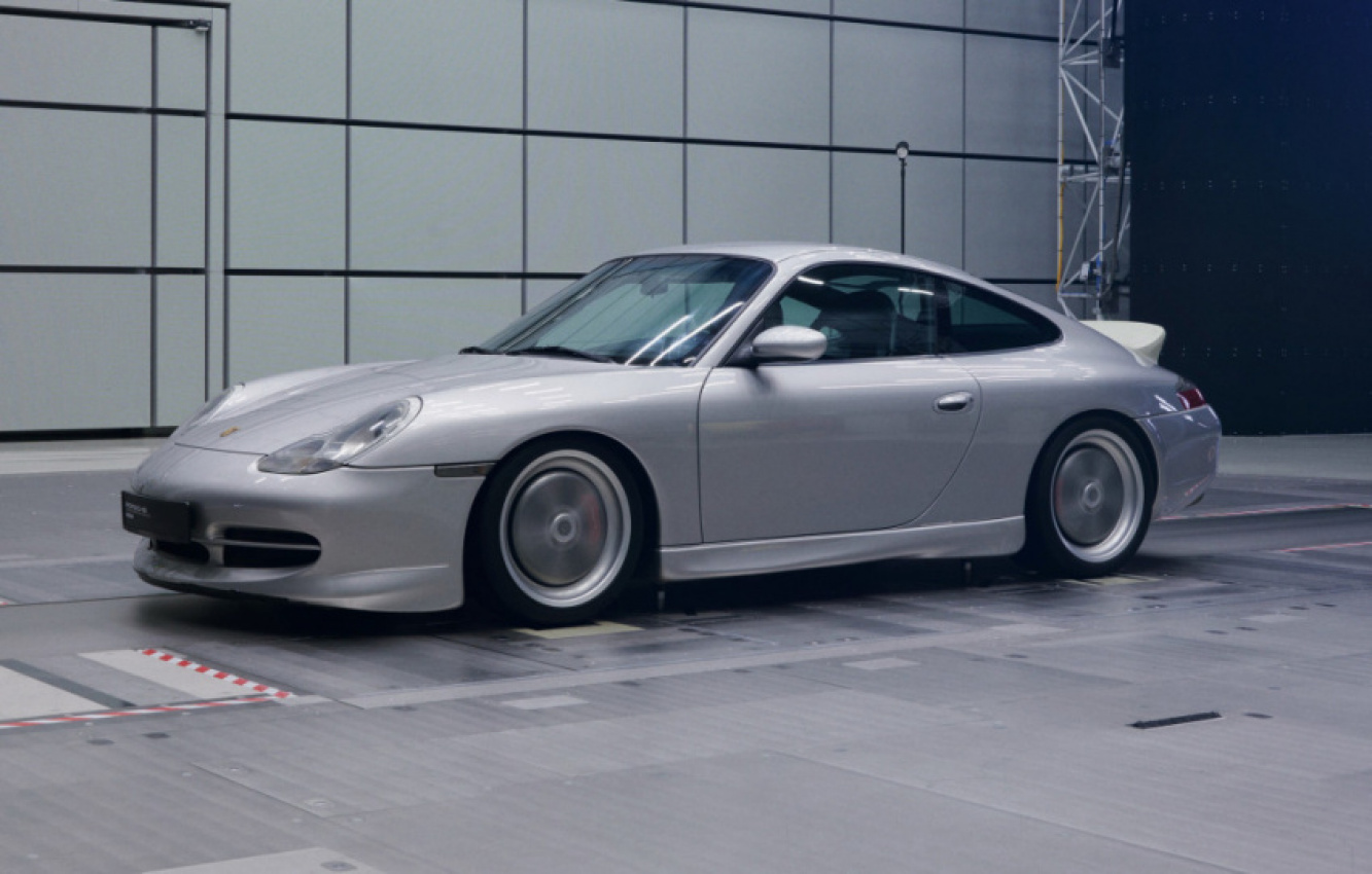 autos, cars, porsche, classic cars, modified, porsche 911 news, porsche news, sports cars, porsche builds one-off 996-generation 911 for porsche club of america