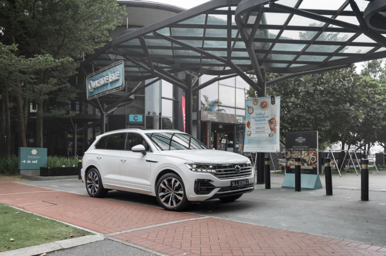 autos, cars, reviews, volkswagen, 4motion, all-wheel drive, german, new car launches, r-line, sports utility vehicle, suv, touareg, volkswagen touareg, volkswagen touareg r-line, volkswagen touareg r-line first look: back in business