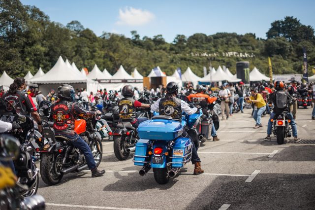 autos, cars, harley-davidson, didi resources, harley, malaysia book of records, new record set for largest harley-davidson gathering in malaysia