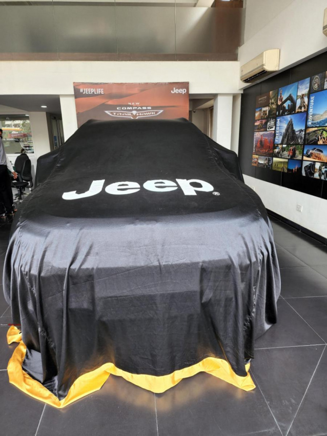 autos, cars, jeep, 2022 jeep compass trailhawk, 4x4, compass trailhawk, indian, jeep compass, jeep india, member content, suv, pics: taking delivery of the 2022 jeep compass trailhawk