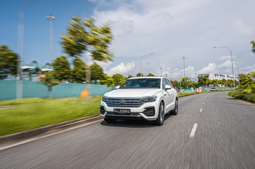 autos, cars, volkswagen, suv, volkswagen touareg, volkswagen touareg returns to singapore. added features means added lux