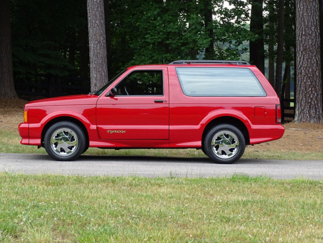 autos, cars, gmc, american, asian, celebrity, classic, client, europe, exotic, features, handpicked, luxury, modern classic, muscle, news, newsletter, off-road, sports, supercar, trucks, vnex, 1993 gmc typhoon is a performance suv icon