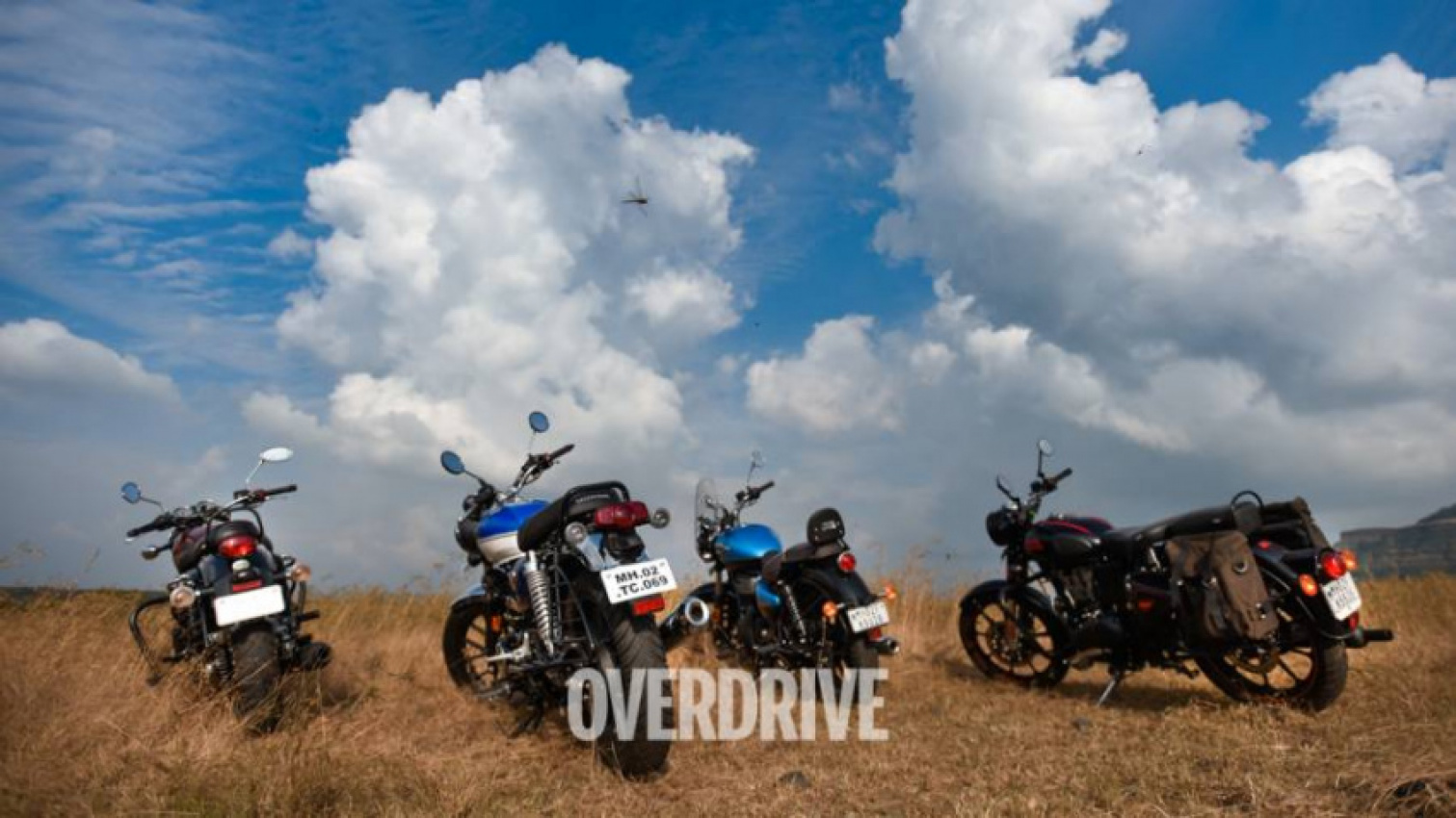 autos, benelli, cars, honda, hness cb350 vs meteor 350, honda cb350, honda h'ness cb350, honda highness 350, honda highness cb350, honda highness cb350 vs royal enfield classic 350, honda highness vs royal enfield meteor, india, meteor 350, meteor 350 royal enfield, meteor 350 vs cb350, meteor 350 vs honda highness, overdrive, review, rohit paradkar, royal enfield, royal enfield classic 350, royal enfield meteor 350, royal enfield meteor 350 review, royal enfield meteor 350 vs honda cb350 highness, royal enfield vs honda, honda h'ness cb350 vs royal enfield meteor 350, classic 350 & benelli imperiale 400