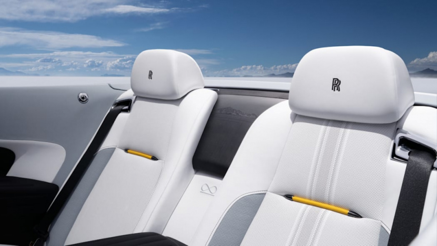 autos, cars, rolls-royce, car buying, convertible, coupe, luxury, rolls-royce wraith and dawn order books closed globally