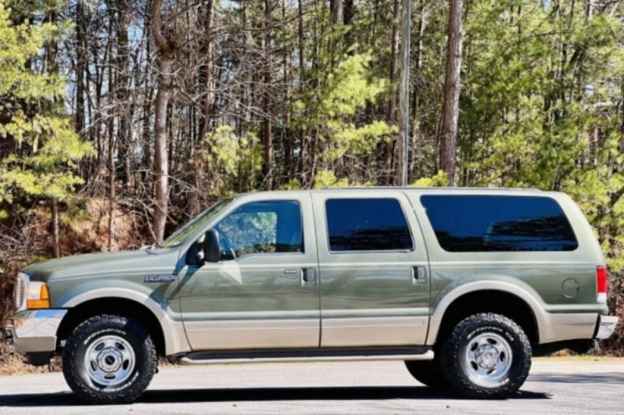 autos, cars, ford, excursion, used, why did a 22-year-old ford excursion with 100,000 miles sell for $67,500?
