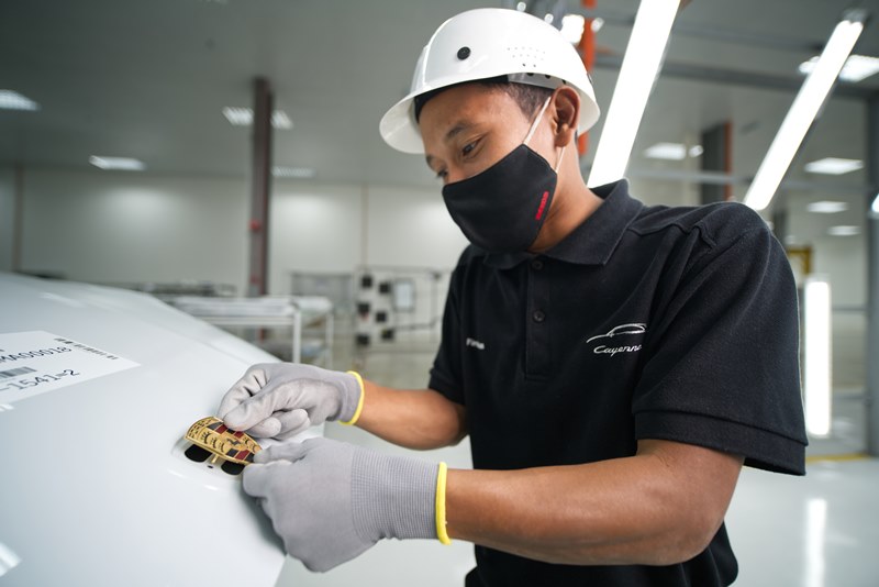 autos, cars, porsche, local assembly, sime darby auto performance, porsche begins vehicle assembly in malaysia, the first time outside germany