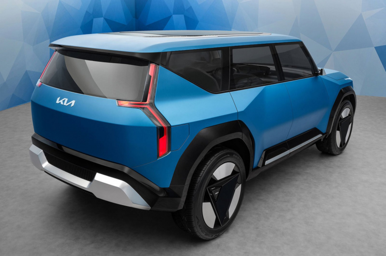 cars, kia, electric car news and features, industry news, 2023 kia ev9 electric suv revealed: new pictures and full details