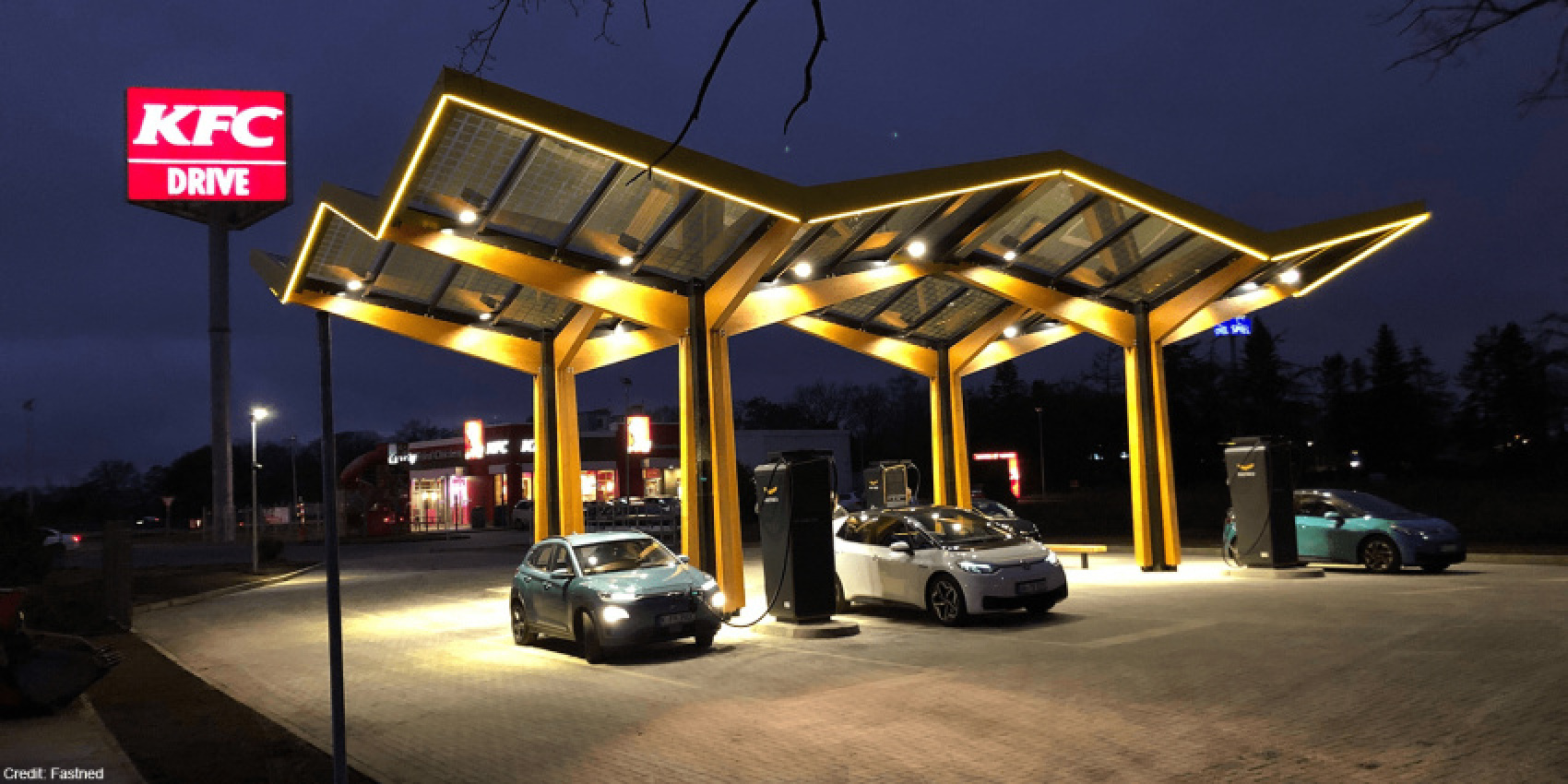 autos, cars, electric vehicle, energy & infrastructure, charging infrastructure, charging stations, data, europe, fastned, roaming, fastned marks over a million charging sessions in 2021
