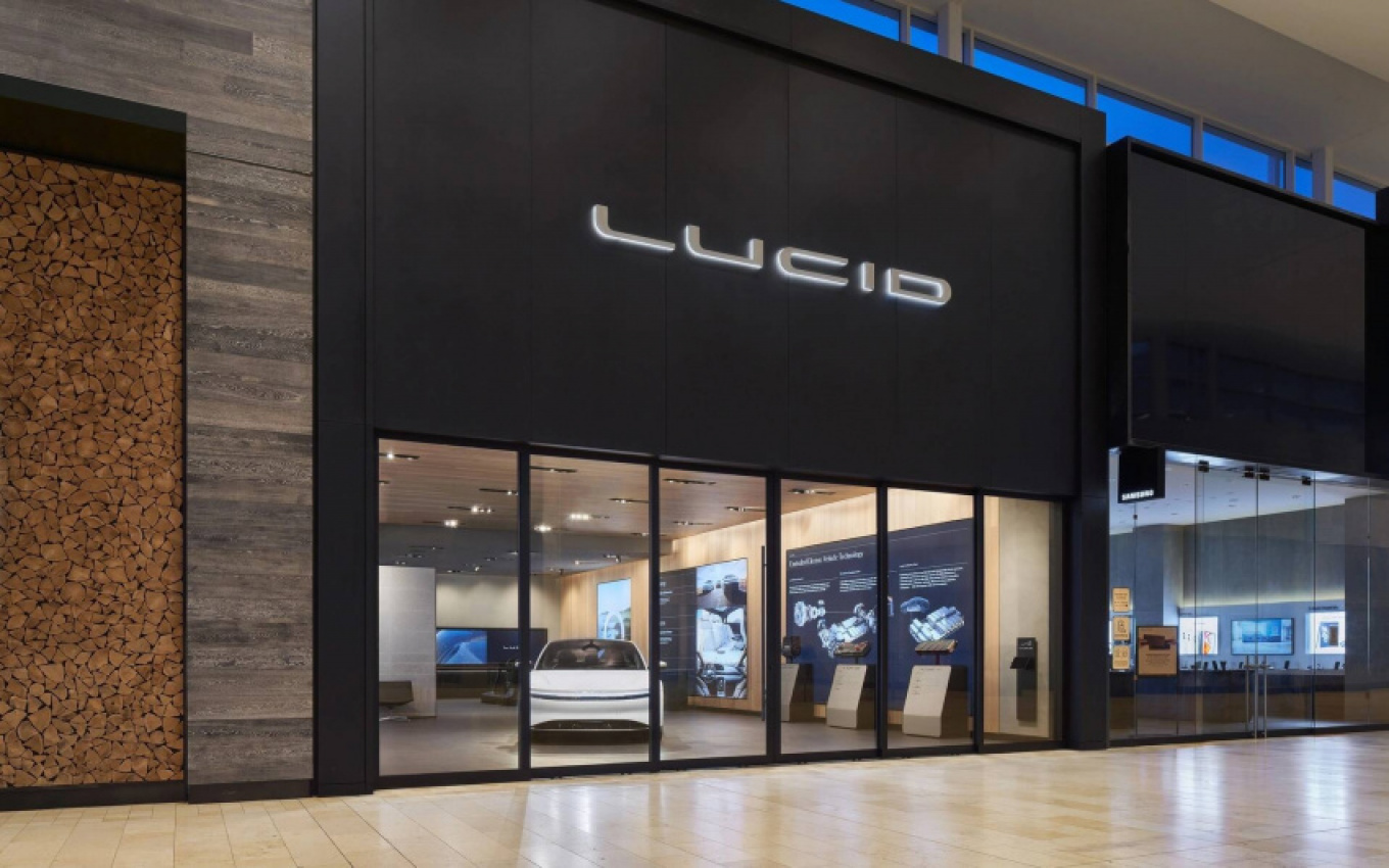 autos, cars, lucid, lucid studio opens in toronto, canadian deliveries expected in spring 2022