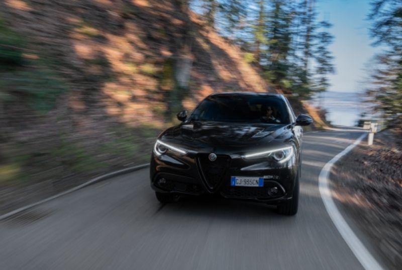 alfa romeo, autos, cars, autos alfa romeo, alfa romeo rolls out limited-edition giulia and stelvio estrema models