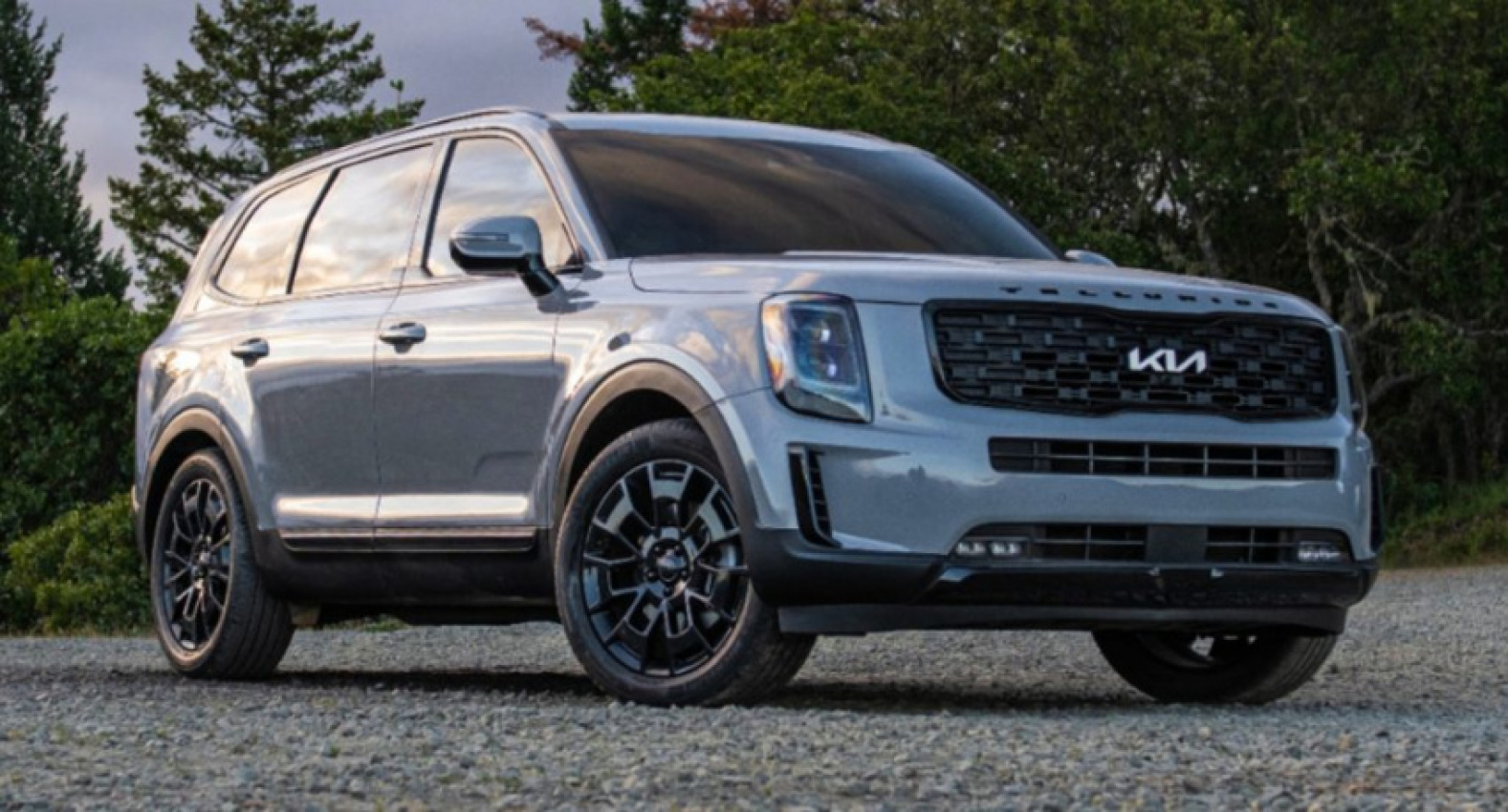 autos, cars, kia, android, compact midsize large suvs, kia telluride, telluride, android, the 2022 kia telluride is 1 of kelley blue book’s best family cars of the year