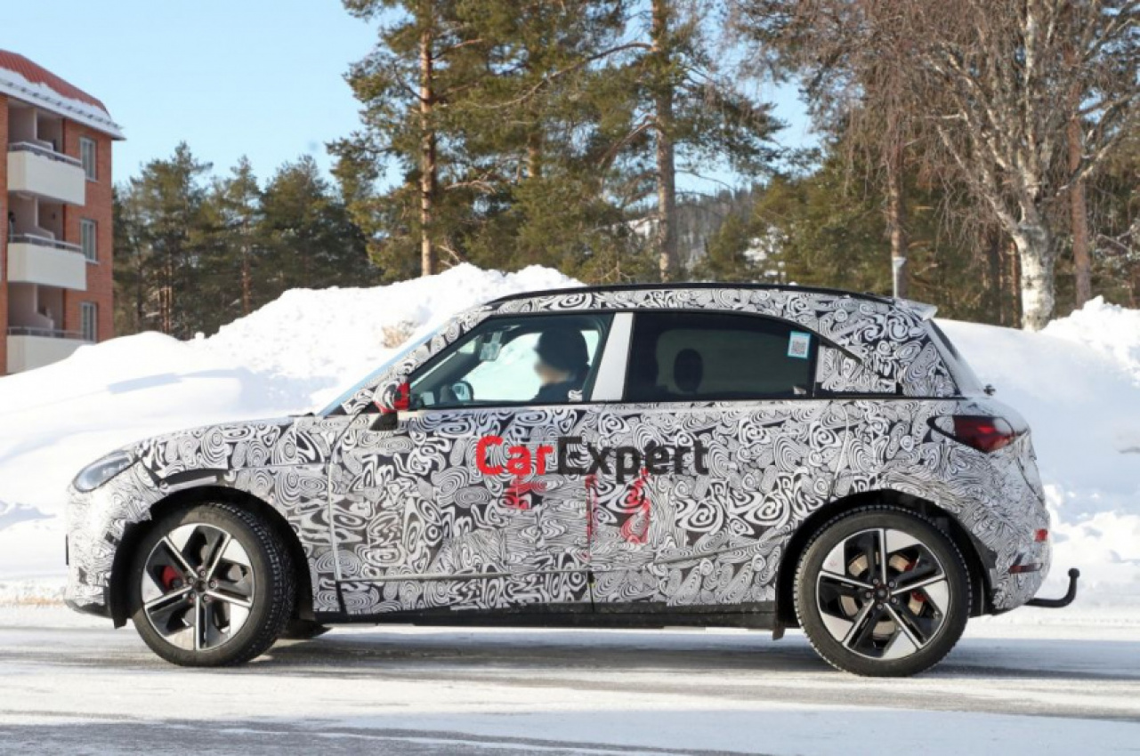 autos, cars, smart, 2023 smart #1 spied inside and out