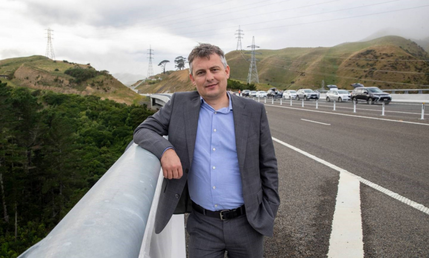 autos, cars, car, cars, driven, driven nz, motoring, national, new zealand, news, nz, traffic, transport, transmission gully opens to traffic after the road was first proposed 100 years ago