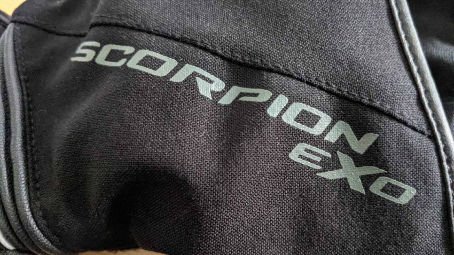 autos, cars, gear, gear review: scorpion exo tempest waterproof gloves