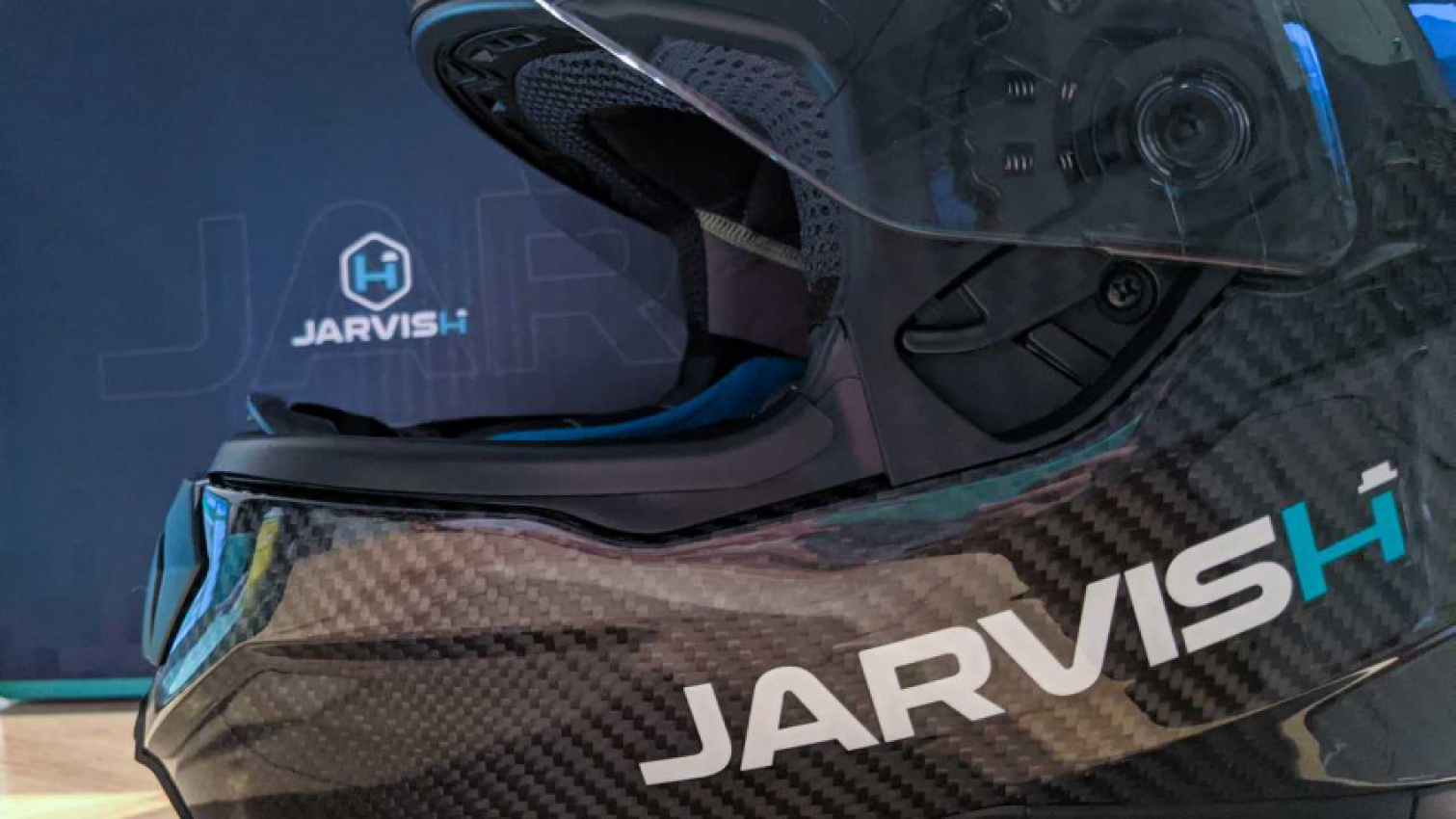 autos, cars, gear, we’re testing the jarvish x helmet: what would you like to know?